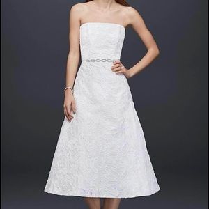Short wedding dress